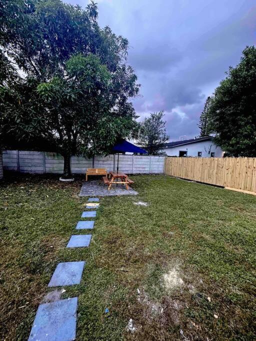 הוילה מיאמי Entire 3/1 House Near Wynwood! מראה חיצוני תמונה